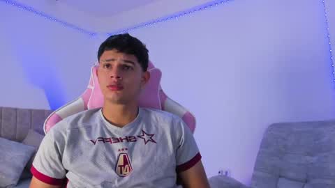 Snapshot of adrian_prime_ chatting on 05-14-26, 06:47 ADRIAN online show from 05-14-26, 06:47