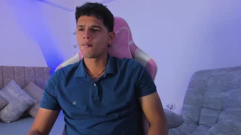 Snapshot of adrian_prime_ chatting on 05-19-26, 06:58 ADRIAN online show from 05-19-26, 06:58