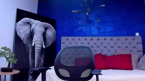   online show from 09-10-25, 12:32