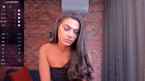 Snapshot of adriana1_ chatting on 09-22-25, 09:11 Adriana online show from 09-22-25, 09:11