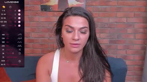 Snapshot of adriana1_ chatting on 09-24-25, 09:45 Adriana online show from 09-24-25, 09:45