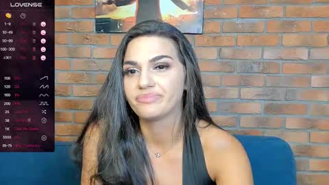 Snapshot of adriana1_ chatting on 09-26-25, 09:30 Adriana online show from 09-26-25, 09:30