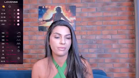 Snapshot of adriana1_ chatting on 10-01-25, 07:09 Adriana online show from 10-01-25, 07:09