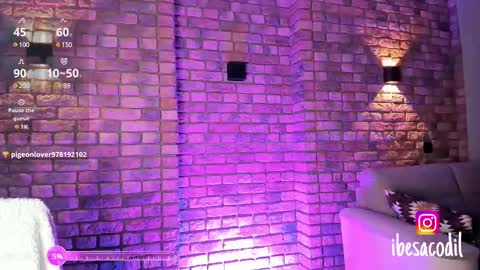 Snapshot of adriana_allen chatting on 02-27-25, 09:04 Adri online show from 02-27-25, 09:04