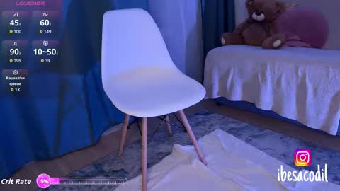 Snapshot of adriana_allen chatting on 09-29-25, 08:24 Adri online show from 09-29-25, 08:24