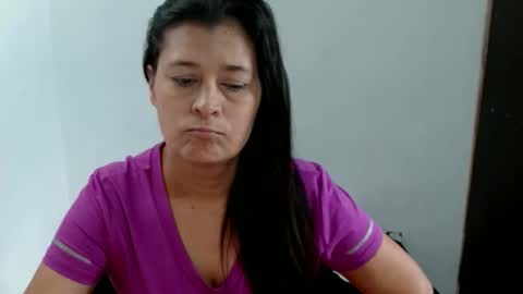 Snapshot of adriana_milf chatting on 05-27-26, 03:09 Adriana milf online show from 05-27-26, 03:09