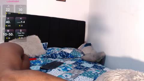 Snapshot of adrianacampbell chatting on 10-12-25, 04:44 Adriana online show from 10-12-25, 04:44