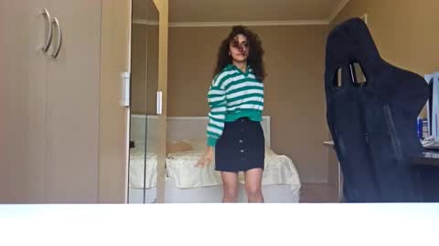 Snapshot of adrianasegrest chatting on 12-02-25, 07:47 adrianasegrest online show from 12-02-25, 07:47