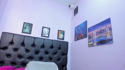 adriana online show from 11-27-25, 05:15