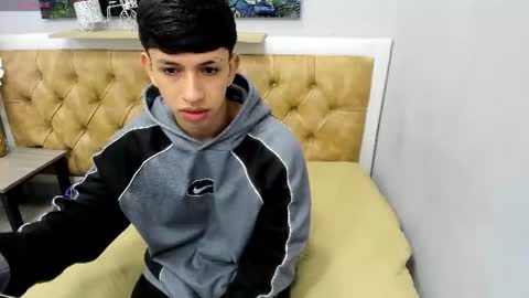 Snapshot of adrianfranko chatting on 07-23-26, 12:36 Adrian Franco online show from 07-23-26, 12:36