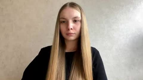 Snapshot of adriannemuldowney chatting on 08-02-26, 02:15 Caroline online show from 08-02-26, 02:15