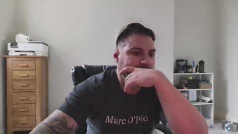 AdrianoMuscle online show from 09-18-25, 10:28