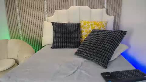 adrianstark_ online show from 07-03-26, 01:17