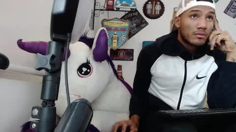 adriel_and_risitos_ online show from 10-07-25, 02:31
