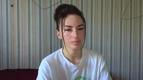 Snapshot of adrihanna chatting on 06-30-26, 06:03 Adriana online show from 06-30-26, 06:03