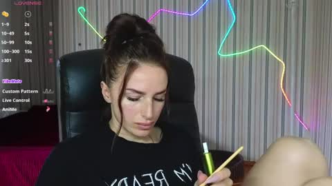 Snapshot of adrihanna chatting on 07-14-26, 02:56 Adriana online show from 07-14-26, 02:56
