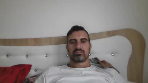 Snapshot of adyyyyyyyyyy35 chatting on 11-17-25, 06:19 Adrian online show from 11-17-25, 06:19