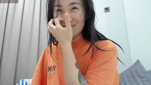 Aenie online show from 02-07-25, 01:22