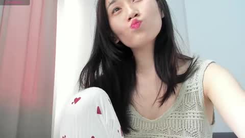 Aenie online show from 02-22-25, 09:23