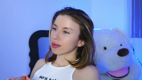 Aelia online show from 02-28-26, 06:20