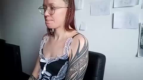 Snapshot of aelita_night chatting on 12-12-24, 10:02 aelita_night online show from 12-12-24, 10:02