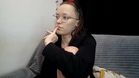 Snapshot of aelita_night chatting on 01-14-25, 02:43 aelita_night online show from 01-14-25, 02:43