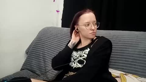 Snapshot of aelita_night chatting on 03-05-25, 04:57 aelita_night online show from 03-05-25, 04:57