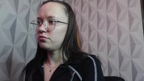 Snapshot of aelita_night chatting on 09-25-25, 02:10 aelita_night online show from 09-25-25, 02:10