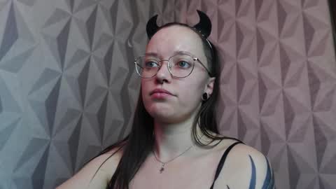 Snapshot of aelita_night chatting on 09-29-25, 07:51 aelita_night online show from 09-29-25, 07:51