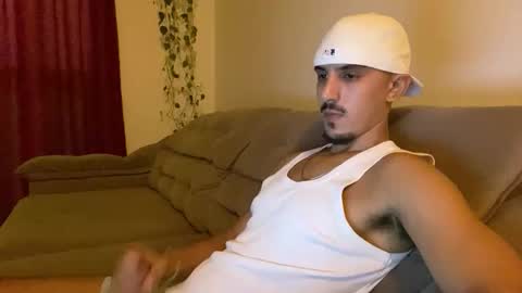 Luci online show from 03-08-26, 02:04