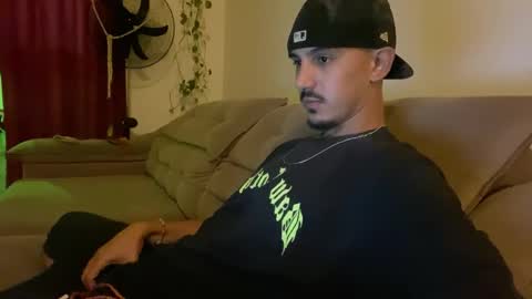 Luci online show from 04-12-26, 02:27