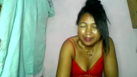 Snapshot of aelyaa chatting on 05-11-26, 04:04 aelyaa online show from 05-11-26, 04:04
