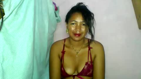 Snapshot of aelyaa chatting on 05-12-26, 06:54 aelyaa online show from 05-12-26, 06:54