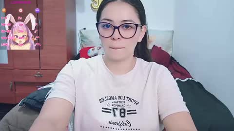 lia online show from 06-08-26, 12:03