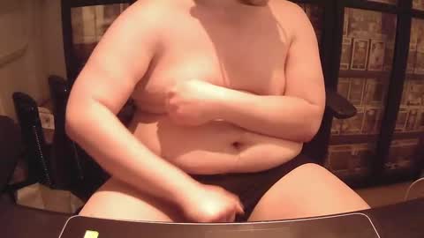 Snapshot of afattytowatch chatting on 01-26-25, 12:37 afattytowatch online show from 01-26-25, 12:37