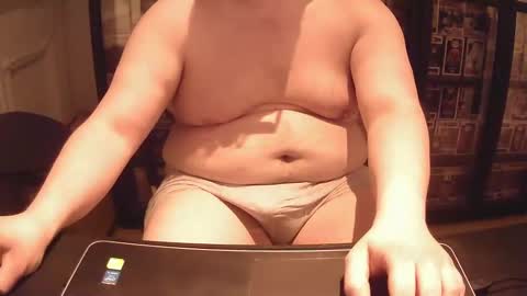 Snapshot of afattytowatch chatting on 02-18-25, 10:36 afattytowatch online show from 02-18-25, 10:36