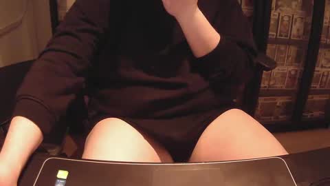 Snapshot of afattytowatch chatting on 03-02-25, 12:20 afattytowatch online show from 03-02-25, 12:20