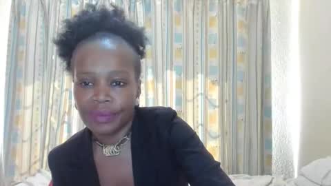 Snapshot of aficangagqueen chatting on 09-19-25, 11:22 AfricanSquirtQueen online show from 09-19-25, 11:22