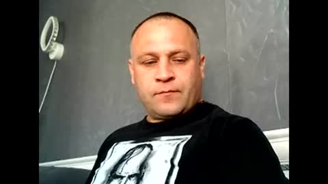 Snapshot of afonya342 chatting on 04-19-26, 06:46 Sasha online show from 04-19-26, 06:46