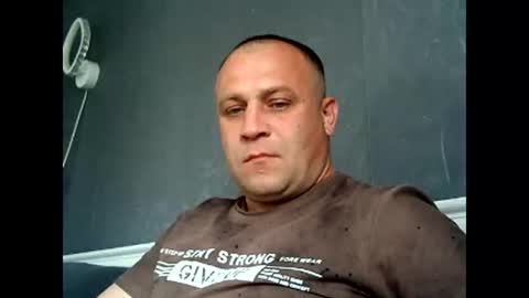 Snapshot of afonya342 chatting on 05-02-26, 05:23 Sasha online show from 05-02-26, 05:23