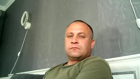 Snapshot of afonya342 chatting on 05-28-26, 06:32 Sasha online show from 05-28-26, 06:32