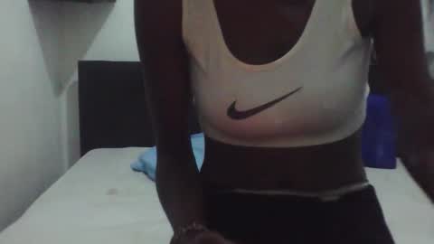 Mia  Friends online show from 02-25-26, 03:05