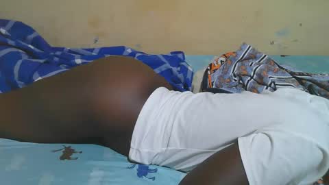 Snapshot of african_pussy2 chatting on 11-07-25, 02:44 african_pussy2 online show from 11-07-25, 02:44