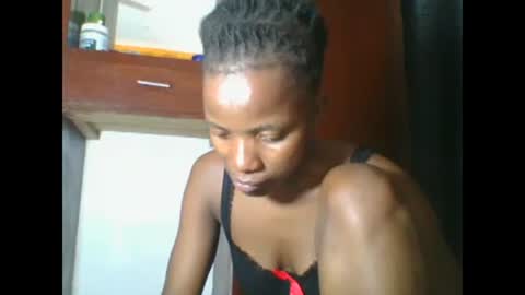 Snapshot of africanprincess24 chatting on 02-20-25, 04:50 PHOEBE online show from 02-20-25, 04:50