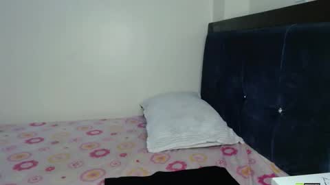 Snapshot of africas_booty842808 chatting on 10-08-25, 09:56 Mia online show from 10-08-25, 09:56