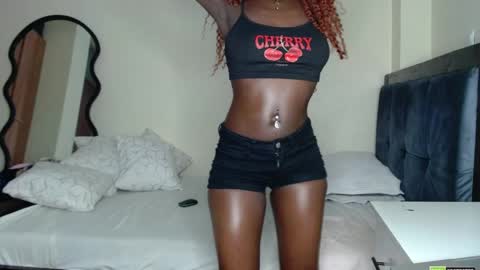 Mia online show from 03-28-26, 02:00