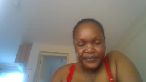 Queens gurl online show from 05-26-26, 08:10