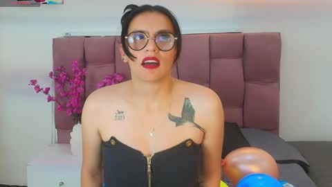 Snapshot of afrodita_rosse chatting on 05-29-26, 09:46 Afrodita Rosse online show from 05-29-26, 09:46