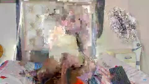 Snapshot of afroditaandc chatting on 01-13-26, 03:17 afroditaandc online show from 01-13-26, 03:17