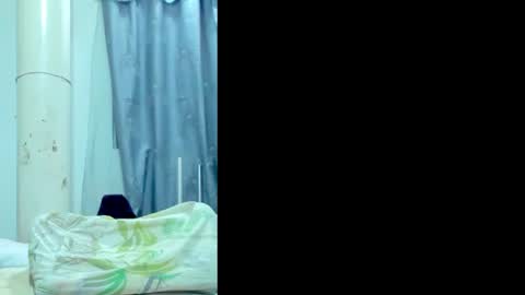 Snapshot of afroditacute16 chatting on 02-28-25, 02:20 afroditacute16 online show from 02-28-25, 02:20